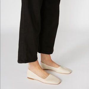 Aeyde “Beau” Flat in Creamy Nappa in size 39.5